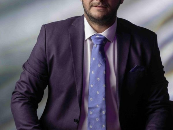 Cum a construit Bogdan Steriopol echipe de succes